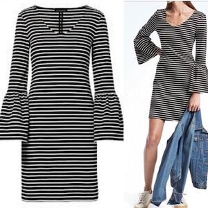 Banana Republic stripped long bell sleeve knit dress size M